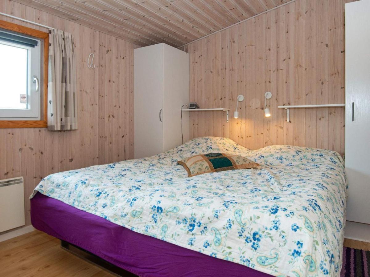 6 Person Holiday Home In Tarm Exterior foto